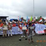 Рабочие Грасберг протестуют в административном центре Тимика, Папуа