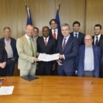 De équipes de IndustriALL, Inditex et des syndicats espagnols à la cérémonie de signature à l’OIT à Genève, Suisse