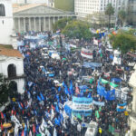 More than 200,000 people participated in the national march against layoffs and price hikes.