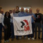 Seccional local 42 del UAW, con nuestro Secretario General Jyrki Raina