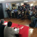 Conferencia de prensa de reunión regional