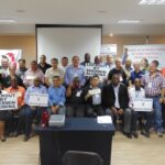 IndustriALL prenant part à des manifestations contre Glencore en 2012