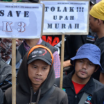 Protestors are demanding a new minimum wage for 2016 and improved labour laws. 