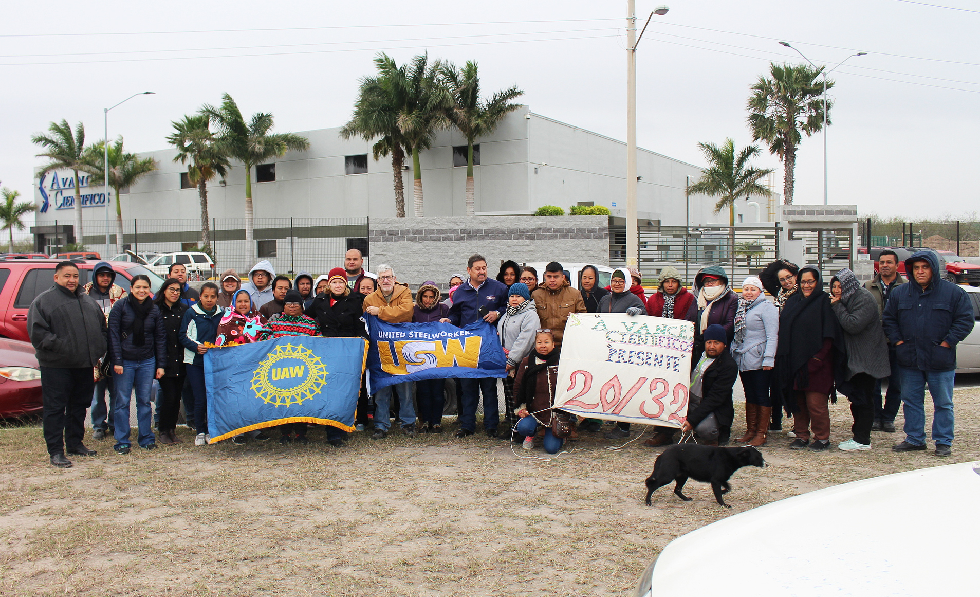 Una delegación de líderes sindicales de la UAW, la United Steelworkers (USW), Los Mineros (los 3 afiliados a IndustriALL) y de la AFL-CIO viajaron a Matamoros, México, para apoyar a los trabajadores en huelga. Foto: USW // www.usw.org 