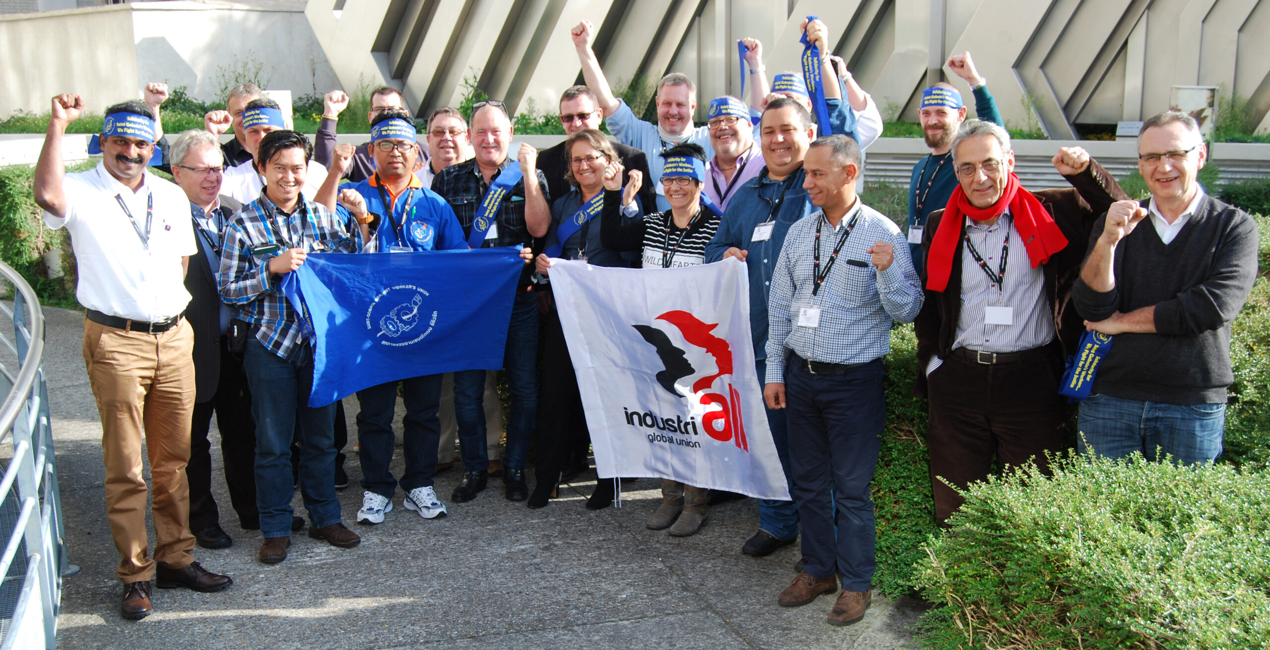 First global network formed at Saint Gobain