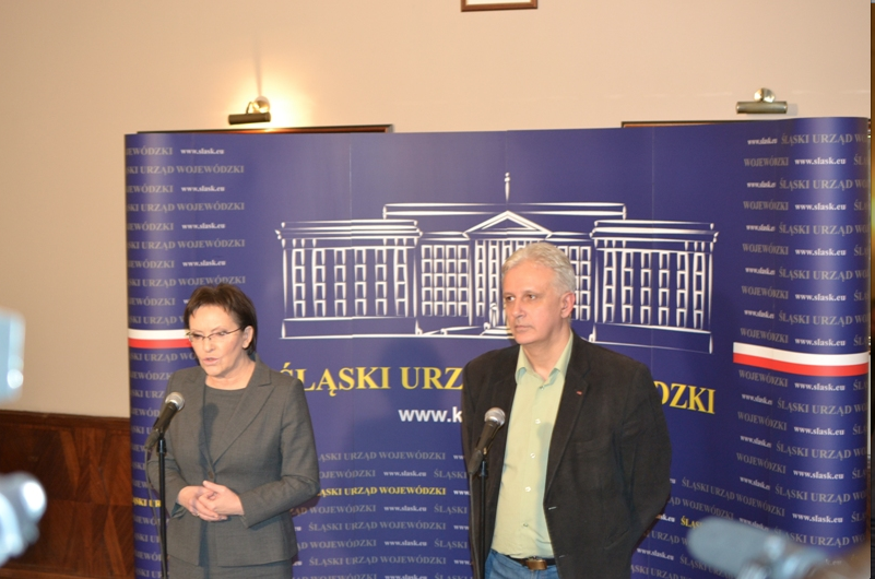 La Première Ministre de Pologne, Ewa Kopacz et Dominik Kolorz, Président de Solidarnosc Silésie.