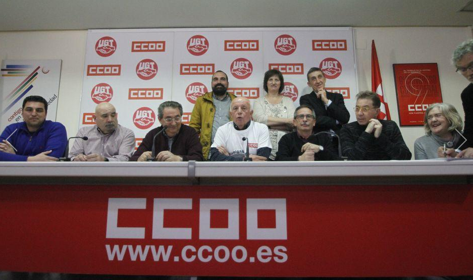 The Airbus 8 meet the press after being acquitted (photo credit CCOO)