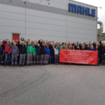 "Long live class solidarity!" Mahle Engineering workers from Turkish affiliate Birleşik Metal-İş support IG Metall from Izmir.