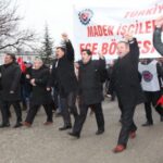 Soma Holding refuse de payer une indemnité de fin d’emploi aux mineurs licenciés par courriel de l’entreprise en date du 1er décembre Source: Maden-Is